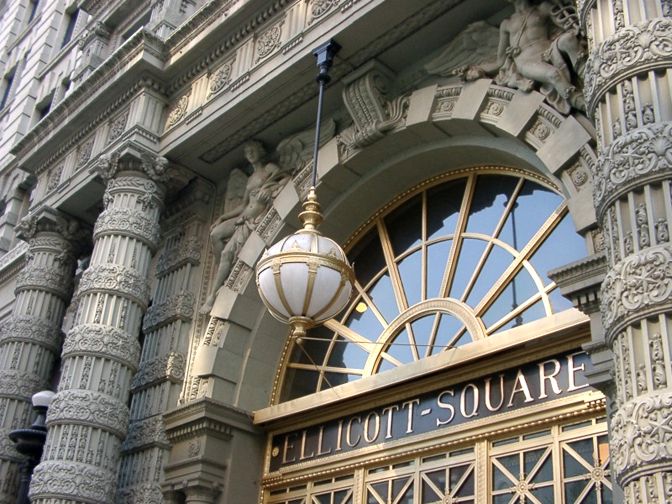 Ellicott-Square-entrance