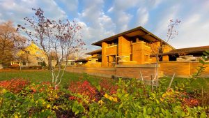 Photo of Frank Lloyd Wright's Martin House in autumn